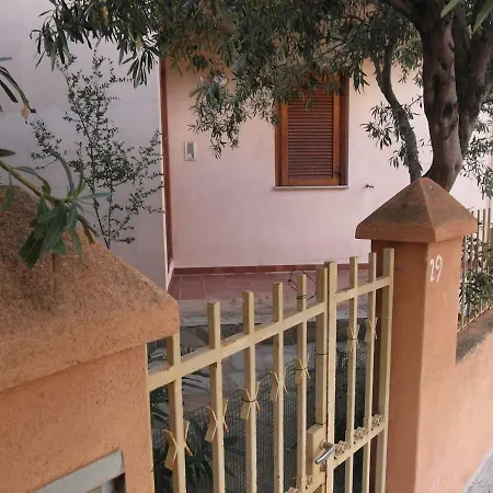 Spacious House Whit Garden-8sleeps-nice View
