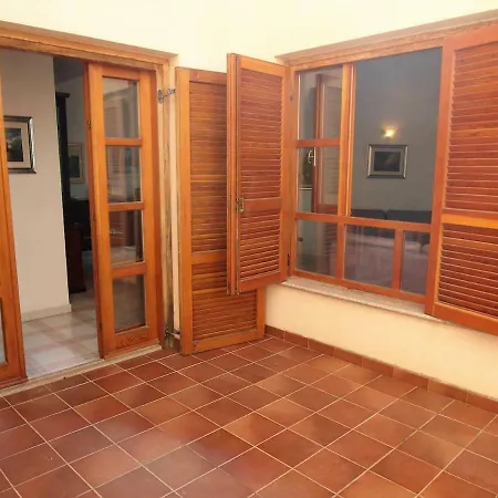 Spacious House Whit Garden-8sleeps-nice View Casa de Férias